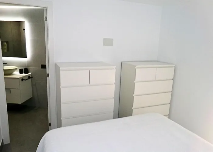 Appartement One Bedroom In *