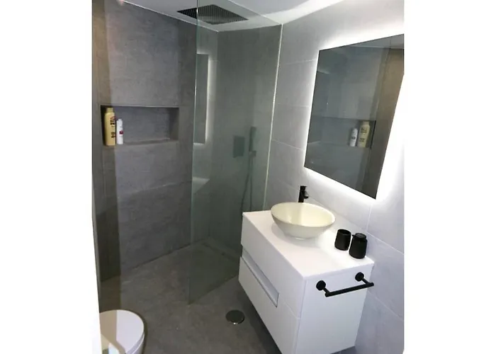 One Bedroom In Appartement